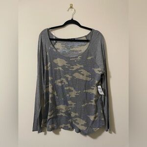 NWT‎ Charlotte Russe Camo Baseball T-Shirt - 1X